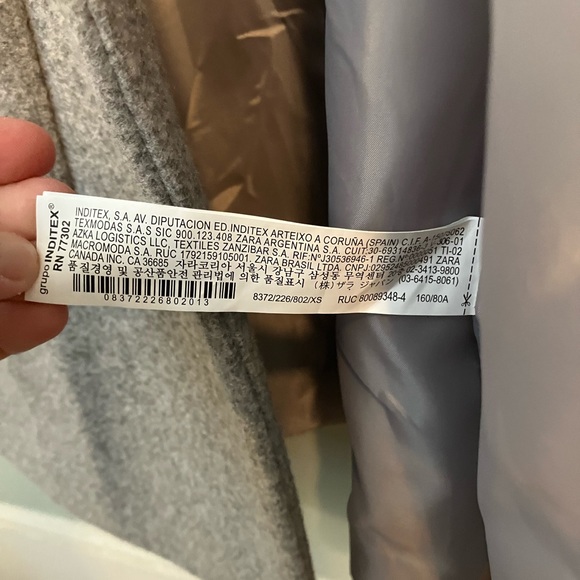 Zara outerwear tagged XS oversized - Picture 9 of 9